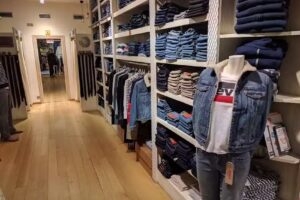 Levi&rsquo;s &ndash; Dockers Soria (Textil Ortega L&aacute;zaro)