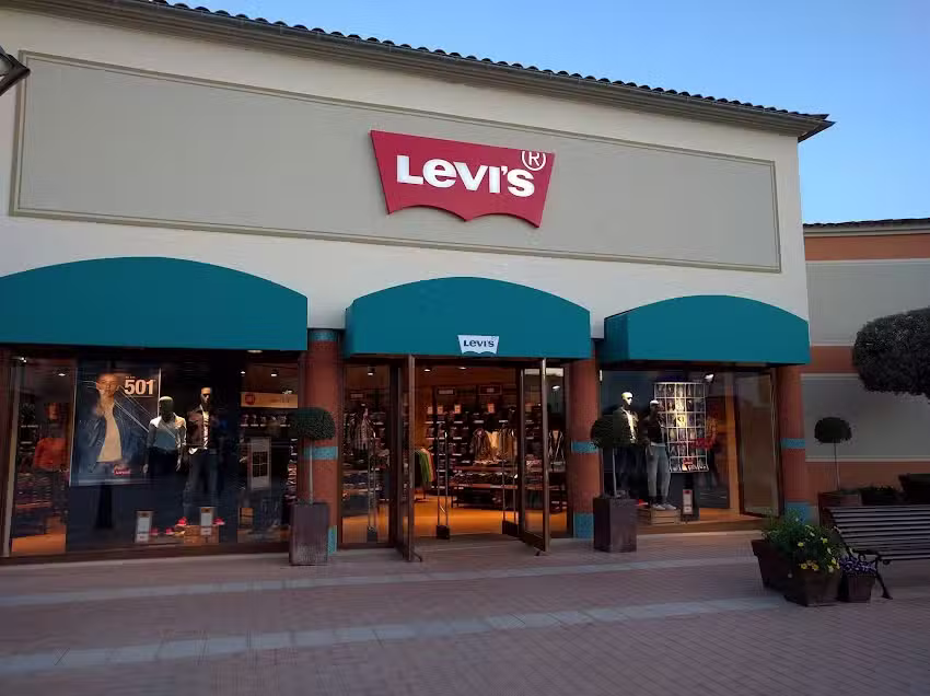 Levi&rsquo;s Factory Outlet Mallorca Fashion Outlet