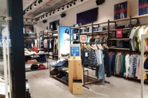 Levi’s® Plaza Mar 2