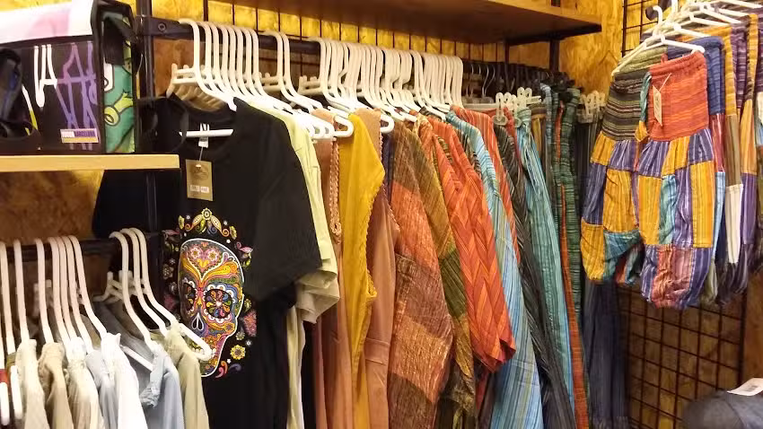 Lila, regals i artesania