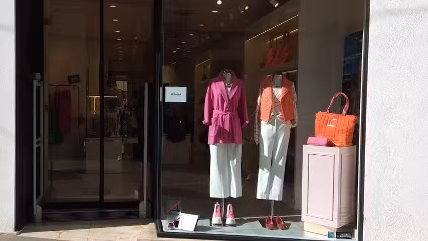 Lola Casademunt Outlet Palafolls