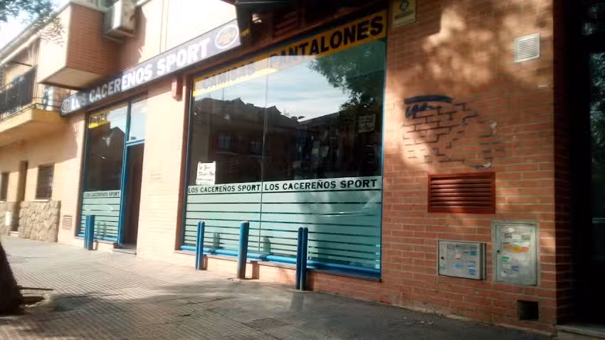 Los Cacere&ntilde;os