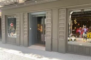 LUCIERNAGA / concept boutique / decoration & gifts / Madrid