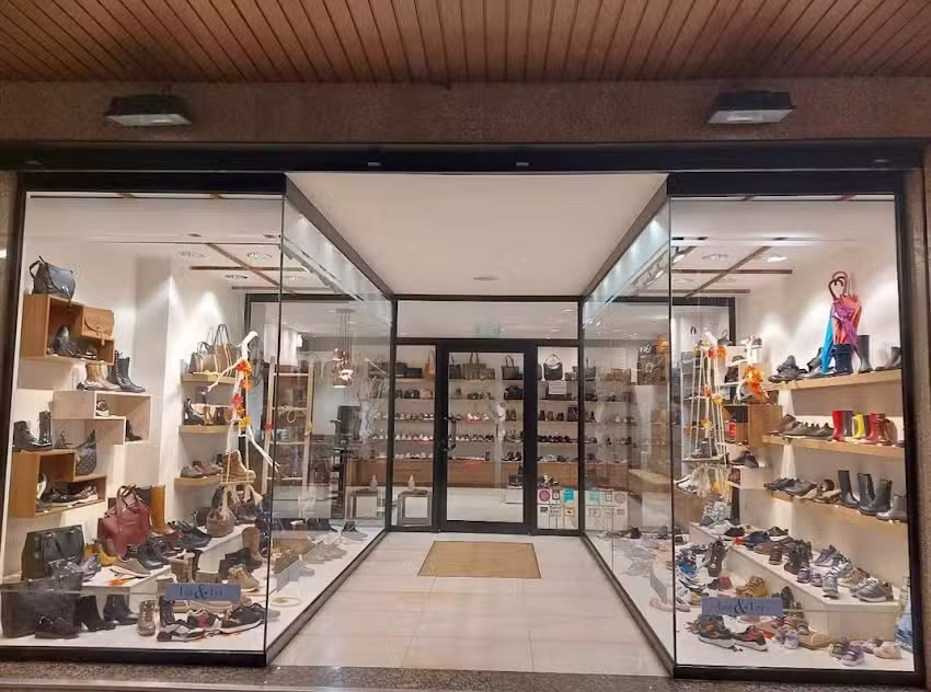 Lui & Lei Zapater&iacute;a y Complementos