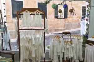 M de Ma&oacute; &ndash; Madona Ropa Ibicenca