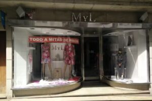 M Y L Moda Punto Y Complementos S L