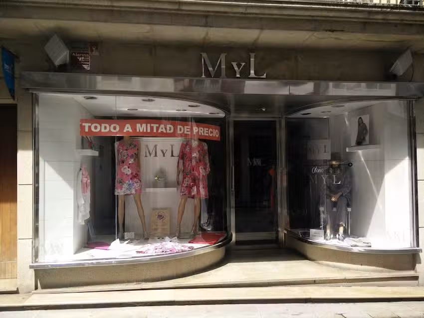 M Y L Moda Punto Y Complementos S L
