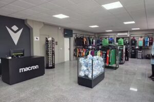 Macron Sports Hub C&aacute;ceres
