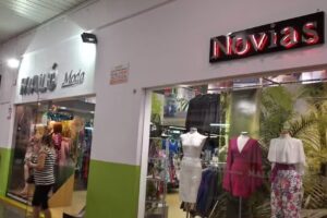 Mal&uacute; Moda Novias Cenit