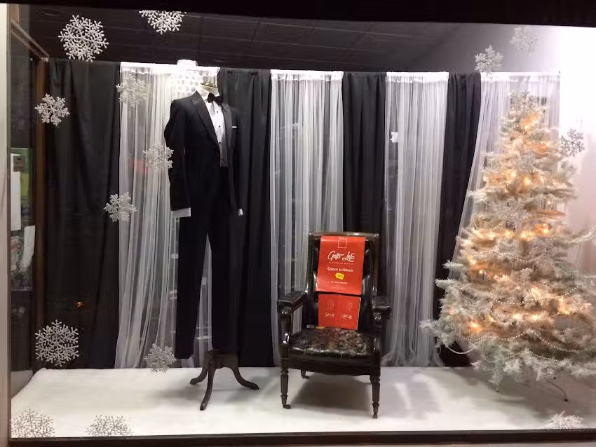 Manolo Ruiz, Sport, Sastrer&iacute;a, Novios