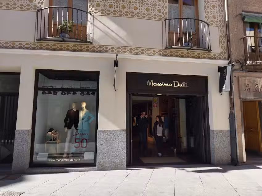 Massimo Dutti