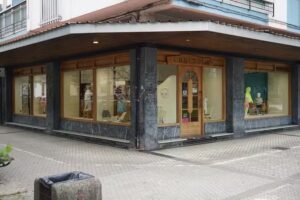 Mercer&iacute;a & Ropa beb&eacute;s URRUZOLA Lasarte 🧵👶