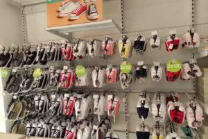 MERKAL CAL&Ccedil;ATS