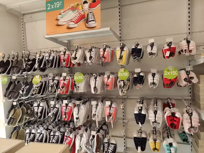 MERKAL CAL&Ccedil;ATS