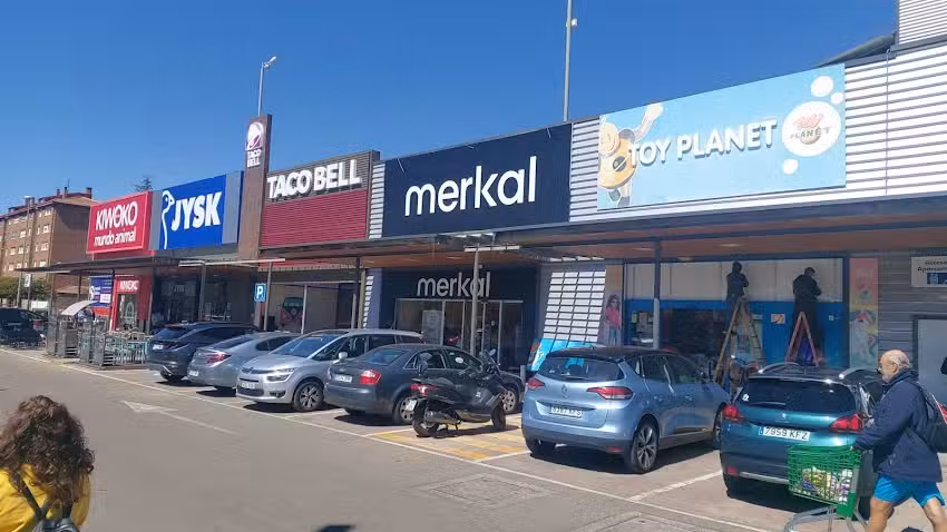 Merkal Calzados, S.L.