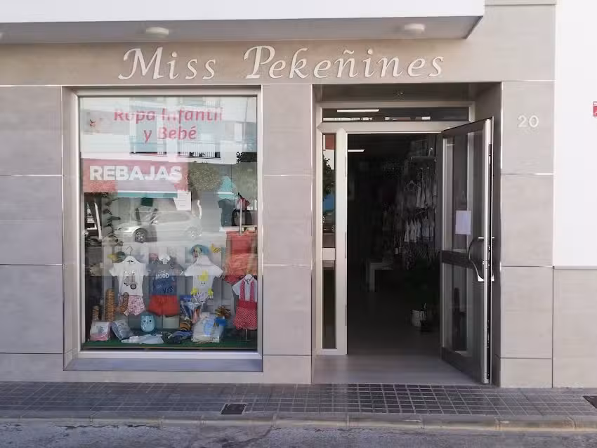 Miss Peke&ntilde;ines