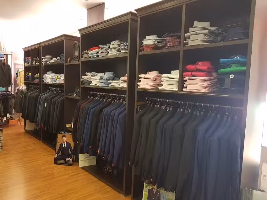 Moda Joven / R22 tiendas multimarca