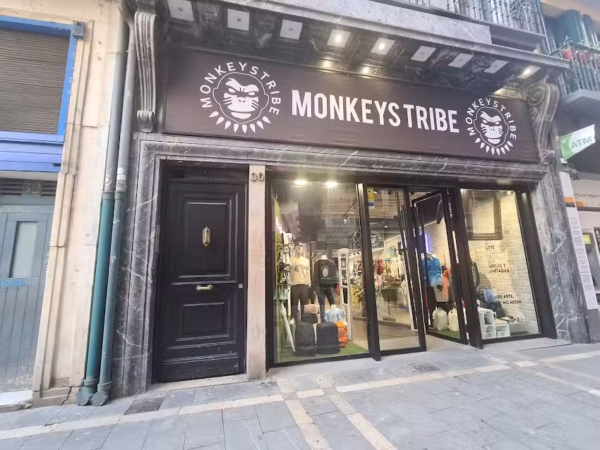 Monkeys Tribe