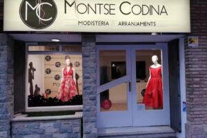 Montse Codina Modisteria i arranjaments