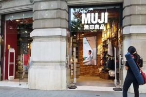 MUJI