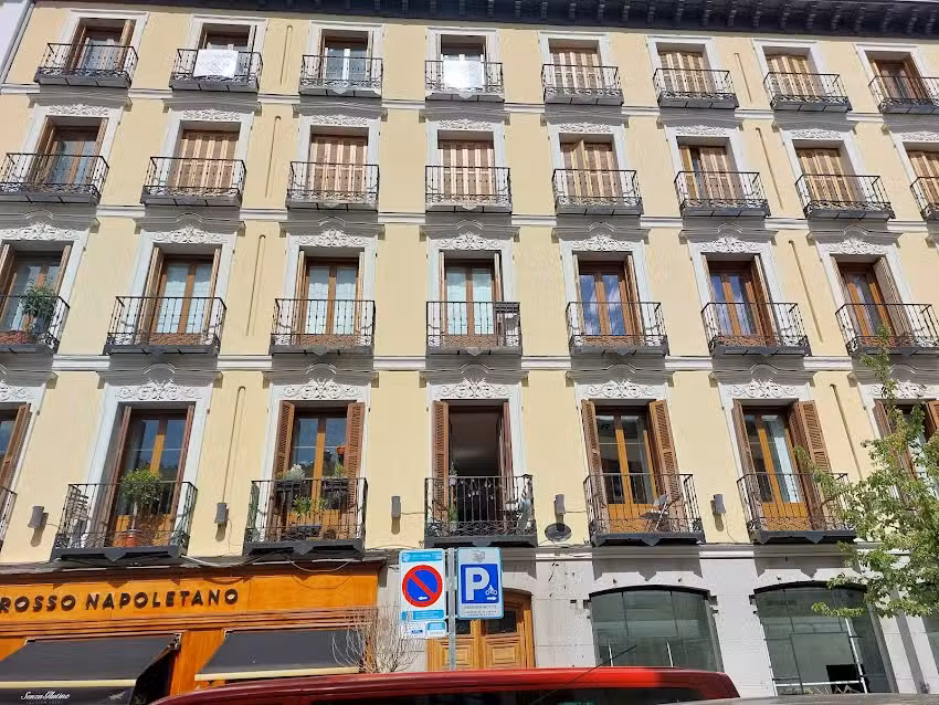 Nice Things Paloma S.