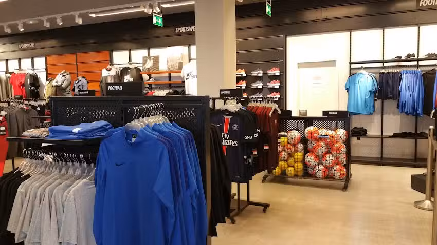 Nike Store Alcorc&oacute;n
