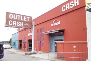 Outlet Cash arenal