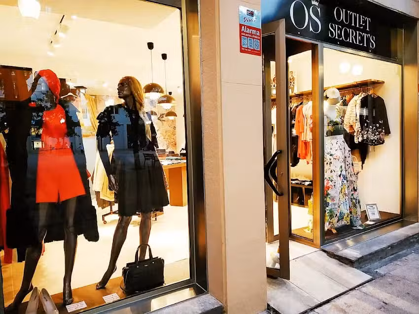 OUTLET SECRET&acute;S