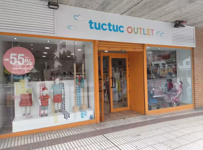 Outlet tuc tuc Pamplona