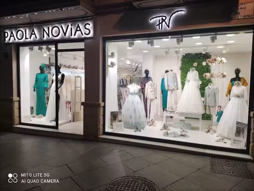Paola Novias