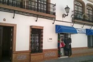 Paquita Tejidos,Confecci&oacute;n y Decoraci&oacute;n en CHUCENA (HUELVA)