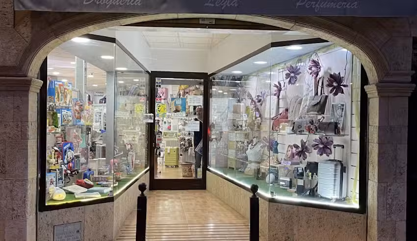 Perfumer&iacute;a y Regalos Leyla