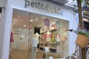 Petit & Chic