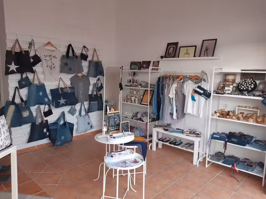 Pink Dress, Red Shoes &ndash; Artists handcraft Center