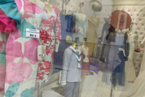 Rafi Mora Moda y Complementos