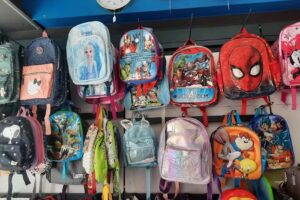 Rivera Valent&iacute;n