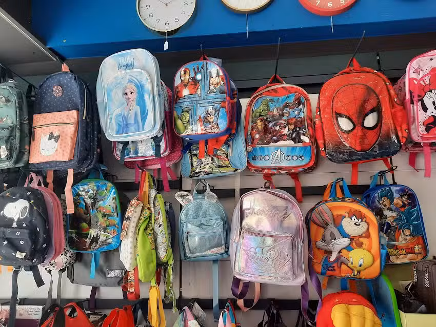 Rivera Valent&iacute;n