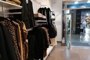 ROMA Style Collection | Vestidos y Trajes de Ceremonias y Fiesta