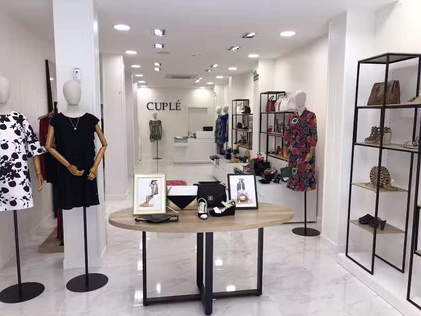 Ropa y calzado de dise&ntilde;o para mujeres
