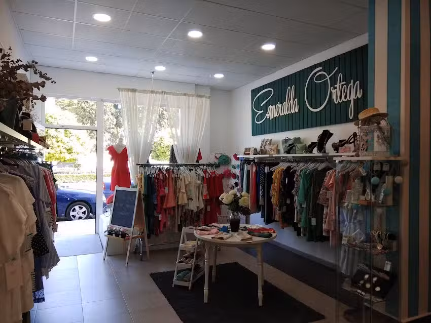 Ropa y Complementos ESMERALDA ORTEGA