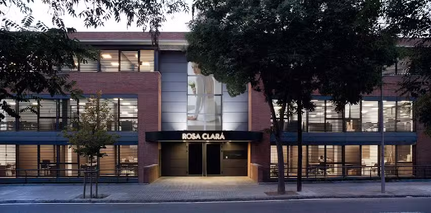 ROSA CLAR&Aacute; | Oficinas
