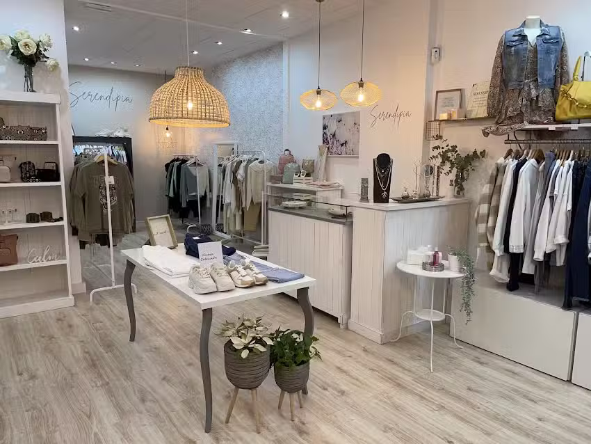 Serendipia Showroom