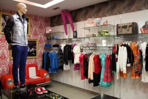Seven &ndash; Tienda de Ropa Urbana