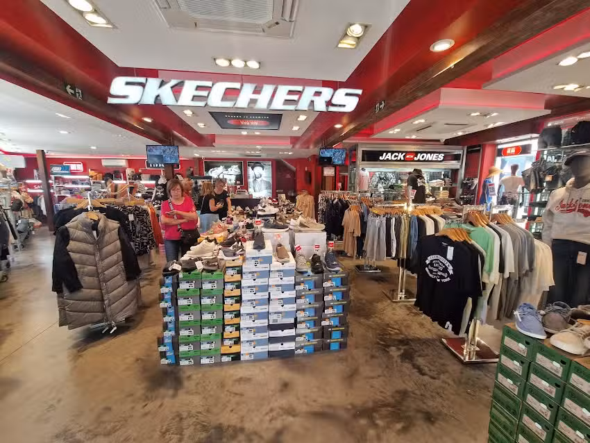 SKECHERS Factory Outlet