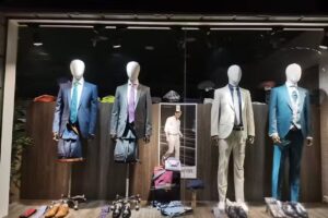 Spinach ceremonia y sastrer&iacute;a, Trajes de novio