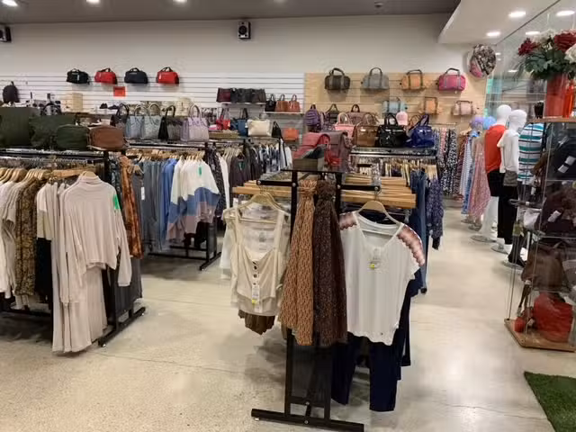 sports les &ndash; ropa sport