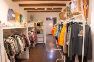 Tatanet Moda Infantil : Tienda de ropa para beb&eacute;s, ni&ntilde;os y ni&ntilde;as, calzado respetuoso (barefoot) y juguetes en Barcelona.