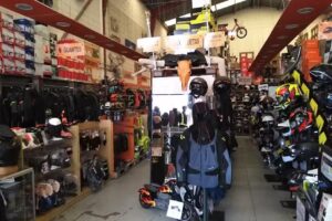 TAURO&rsquo;S FACTORY 1er OUTLET MOTO ESPA&Ntilde;A