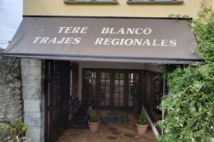 Tere Blanco Trajes Regionales