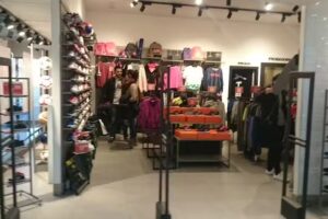 Tienda de deporte Aluche D&eacute;cimas